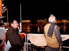 PM Modi in Varanasi: क्रूज पर सवार होकर पीएम मोदी ने देखी गंगा आरती, इन राज्यों के मुख्यमंत्री भी रहे साथ मौजूद