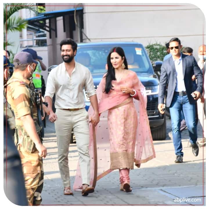 தற்போது மக்களை சந்தித்த புகைப்படங்கள் வெளியாகியுள்ளது