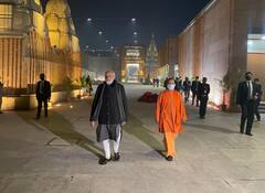 પીએમ મોદી અડધી રાત્રે 1 વાગે યોગી સાથે કયા અચાનક કાશીના સ્થળની મુલાકાત લેવા પહોંચી ગયા, ને શું કહ્યું, જુઓ તસવીરો