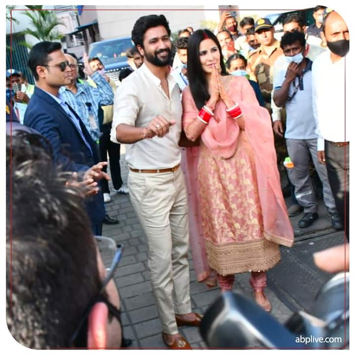 தினமும் ஒவ்வொரு திருமண புகைப்படங்கள் வெளியாகின