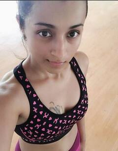 Trisha Pictures: 19 ஆண்டுகளை நிறைவு செய்த ஏஞ்சல்.. த்ரிஷாவின் புகைப்படங்கள்
