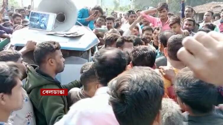 Murshidabad: Mysterious death of a youth, protest by blocking the railway line in Beldanga Murshidabad: যুবকের রহস্যমৃত্যু, বেলডাঙায় রেল লাইন অবরোধ করে বিক্ষোভ