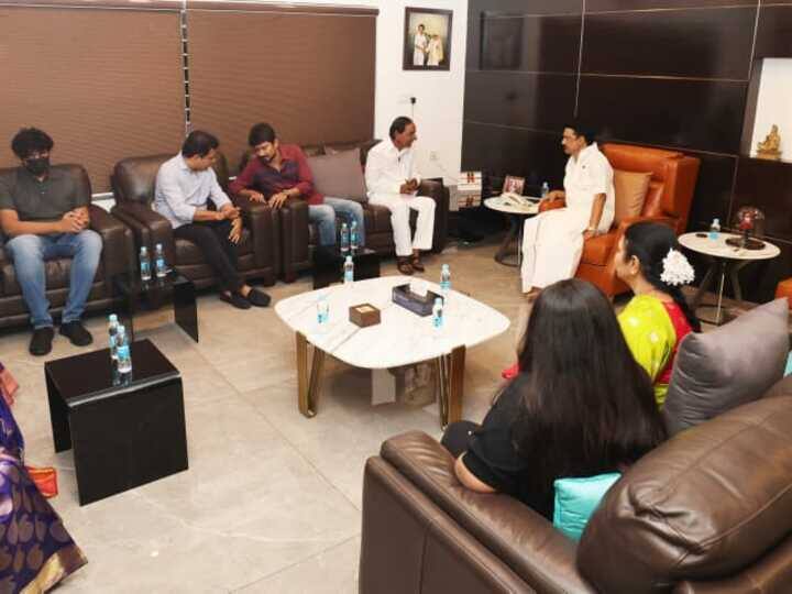 IN PICS | Telangana CM K Chandrashekar Rao Meets His Tamil Nadu ...