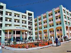 झारखंड में MBBS की 300 सीटें बढ़ीं, 3 मेडिकल कॉलेजों में एडमिशन पर लगी रोक हटी