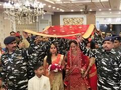 शहीद की बहन की शादी में भाई बनकर पहुंचे CRPF के जवान, पूरी बात जानकर आंखें हो जाएंगी नम