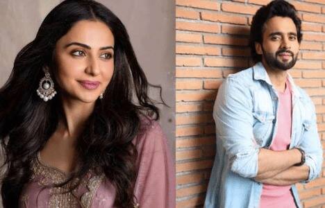 जैकी भगनानी ने एक्ट्रेस रकुलप्रीत सिंह के 31वें जन्मदिन पर अपने दिल की बात कही थी. एक प्यारी तस्वीर के साथ जैकी भगनानी ने रोमांटिक मैसेज लिख अपने रिश्ते को जगजाहिर किया था.