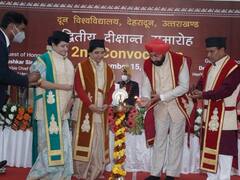 Doon University Convocation: दून यूनिवर्सिटी में दीक्षांत समारोह का हुआ आयोजन, राज्यपाल ने 93 मेधावी छात्रों को स्वर्ण पदक से नवाजा