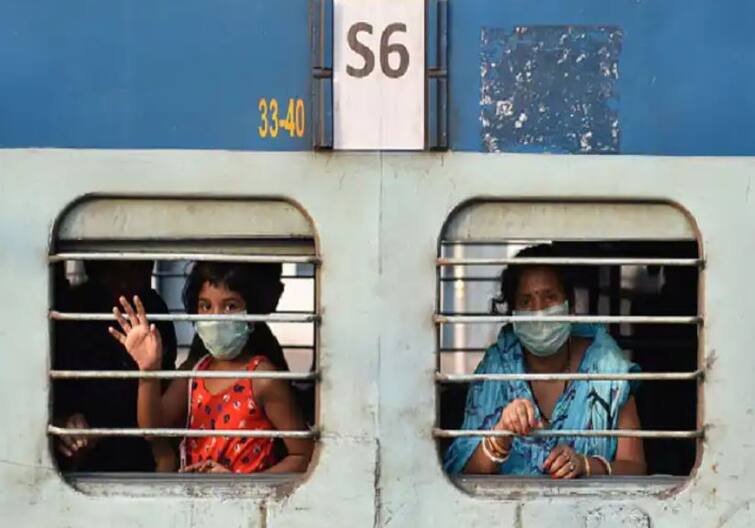 indian-railways-train-travel-without-reservation-unreserved-ticket-booking IRCTC Update: ১ জানুয়ারি থেকে রেলের এই নিয়মে বদল, ফের পাবেন বিশেষ সুবিধা