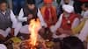 Farmers perform HAVAN at Ghazipur border ahead of 'Ghar Wapsi' today | LIVE Report
