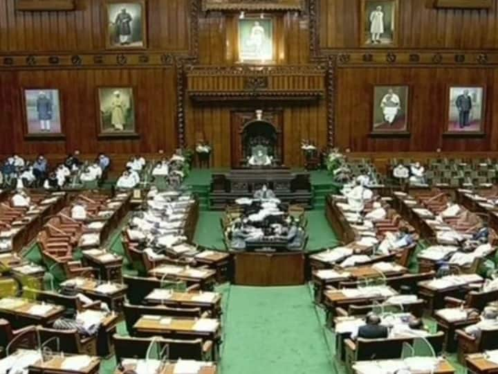 Karnataka Upper House Elections: Congress, BJP Bag 11 Seats Each Karnataka Upper House Elections: Congress, BJP Bag 11 Seats Each