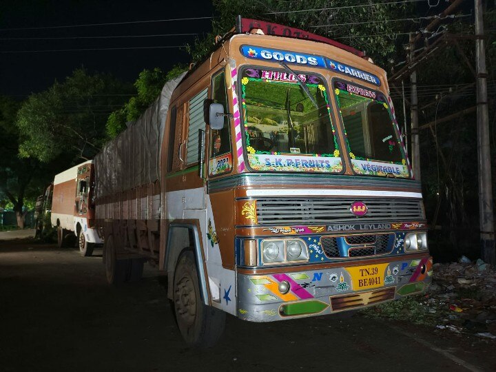 தேங்காய் நார் எடுத்து செல்வதாக கூறி கேரளாவுக்கு ரேஷன் அரிசி கடத்தல் - 58 டன் ரேஷன் அரிசி பறிமுதல்