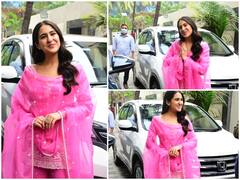 T-Series के बाहर पिंक सरारा पहनें स्पॉट हुई Sara Ali Khan, एक्ट्रेस की दिलकश अदाओं ने जीता सबका दिल