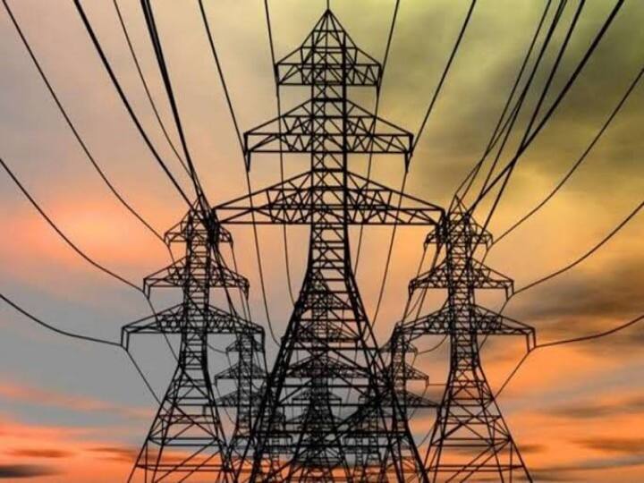 Power Theft at Baramati filed case electricity theft against rajhans sanstha daund Maharashtra दौंड तालुक्यात दीड कोटीची वीजचोरी उघडकीस; राजहंस दुग्ध उत्पादक संस्थेवर गुन्हा दाखल