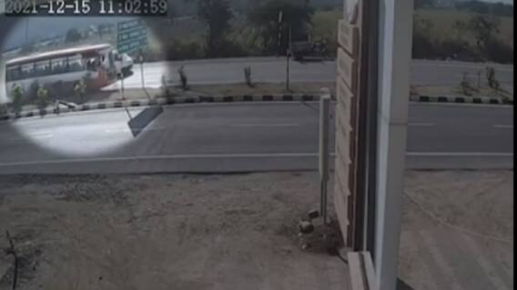 રાજકોટના પોરબંદર નેશનલ હાઇવે પર અકસ્માત સર્જાયો, જુઓ ગુજરાતી ન્યુઝ