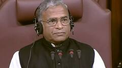Rajya Sabha में भी विपक्षी सांसदों का जोरदार हंगामा, 12 सांसदों का निलंबन वापस लेने की मांग