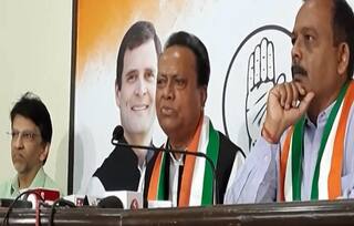 Congress leaders Jagdish Thakor and Raghu Sharma will meet KC Venugopal અચાનક ગુજરાત કોંગ્રેસ પ્રમુખ અને પ્રભારીને દિલ્હીનું તેડું આવતા સર્જાયા અનેક તર્ક વિતર્ક