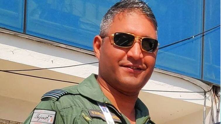 Group Captain Varun Singh Last Rites The body of Group Captain Varun Singh will be brought to Bhopal today tribute will be paid with moist eyes Group Captain Varun Singh Last Rites: ग्रुप कैप्टन वरुण सिंह का पार्थिव शरीर आज लाया जाएगा भोपाल, नम आंंखों से दी जाएगी श्रद्धांजलि