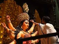 Durga Puja : ইউনেস্কোর স্বীকৃতি পেল বাংলার দুর্গাপুজো, বাংলার জন্য গর্বের মুহূর্ত, ট্যুইট মুখ্যমন্ত্রীর| Bangla News
