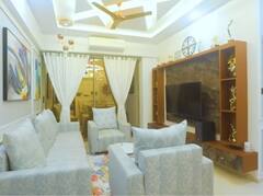 TMKOC: तारक मेहता फेम बबिता जी यानी Munmun Datta ने अपने हाथों से सजाया नया घर, देखिए अंदर की तस्वीरें