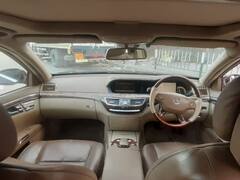 Mercedes Benz S CLASS 350 L: सिर्फ 3.7 लाख रुपये में घर ले जाएं मर्सिडीज बेंज की ये कार! जानें कैसे