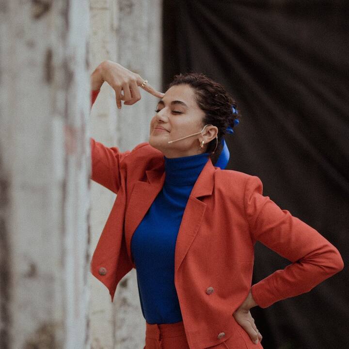 एक्ट्रेस तापसी पन्नू का नाम भी कैट और विक्की के करीबी मेहमानों में शामिल किया गया है. इस मौके पर वो भी पहुंचेगी.