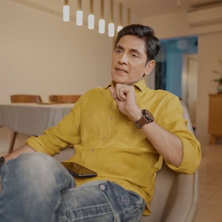 विभूति नारायण का किरदार निभाने वाले अभिनेता आसिफ शेख हमेशा अंगूरी भाबी की अंग्रेजी को सुधारते रहते हैं. आसिफ शेख ने होटल मैनेजमेंट का कोर्स किया है.