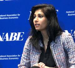 गीता गोपीनाथ यांनी घेतली मोदींची भेट...