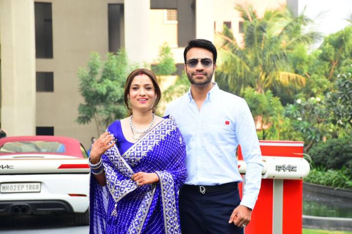 গত গত ১৪ ডিসেম্বর চার হাত এক হয় টেলি অভিনেত্রী অঙ্কিতা লোখান্ডে ও ভিকি জৈনের।