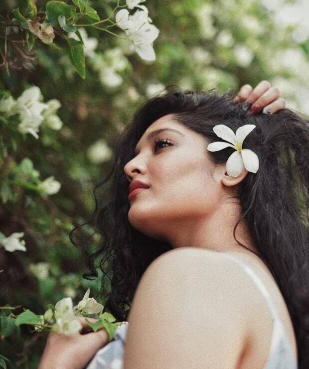 நூறாண்டுக்கு ஒரு முறை பூக்கிற பூ