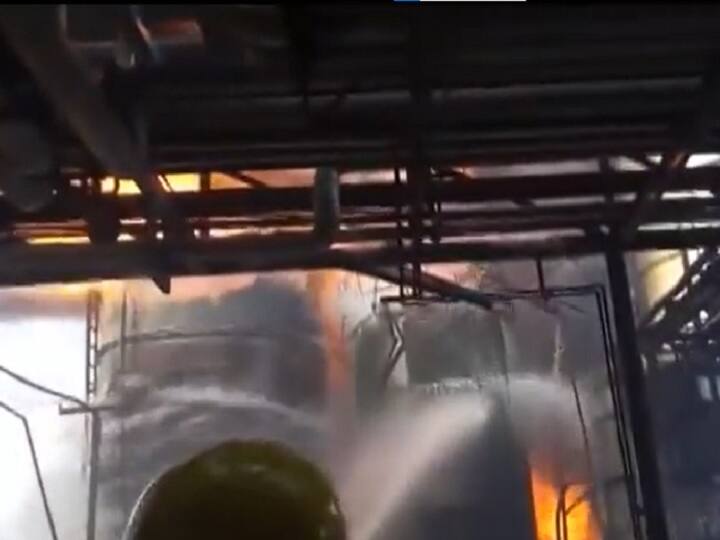 Fire Breaks Out At Gujarat Chemical Factory. 2 Dead, Several Injured Fire Breaks Out At Gujarat Chemical Factory. 2 Dead, Several Injured