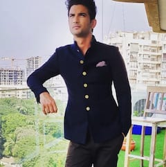 Sushant Singh Rajput: বিদেশে অনুরাগীদের সঙ্গে সুশান্ত সিংহ রাজপুত, পুরনো ছবি ভাইরাল নেট দুনিয়ায়