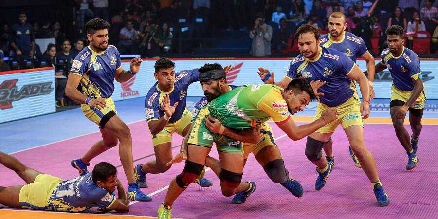 22 ડિસેમ્બરથી શરૂ થઇ રહી છે પ્રૉ કબડ્ડી લીગ, ક્યાં રમાશે તમામ મેચો, કઇ ટીમ છે સૌથી વધુ ફેવરિટ, જાણો..... pro kabaddi league 2021 details with all season and winners 22 ડિસેમ્બરથી શરૂ થઇ રહી છે પ્રૉ કબડ્ડી લીગ, ક્યાં રમાશે તમામ મેચો, કઇ ટીમ છે સૌથી વધુ ફેવરિટ, જાણો.....