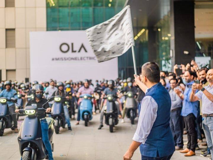 Softbank-Backed Ola Raises $500-Million Loan From Investors; Begins E-Scooter Delivery Softbank-Backed Ola Raises $500-Million Loan From Investors; Begins E-Scooter Delivery