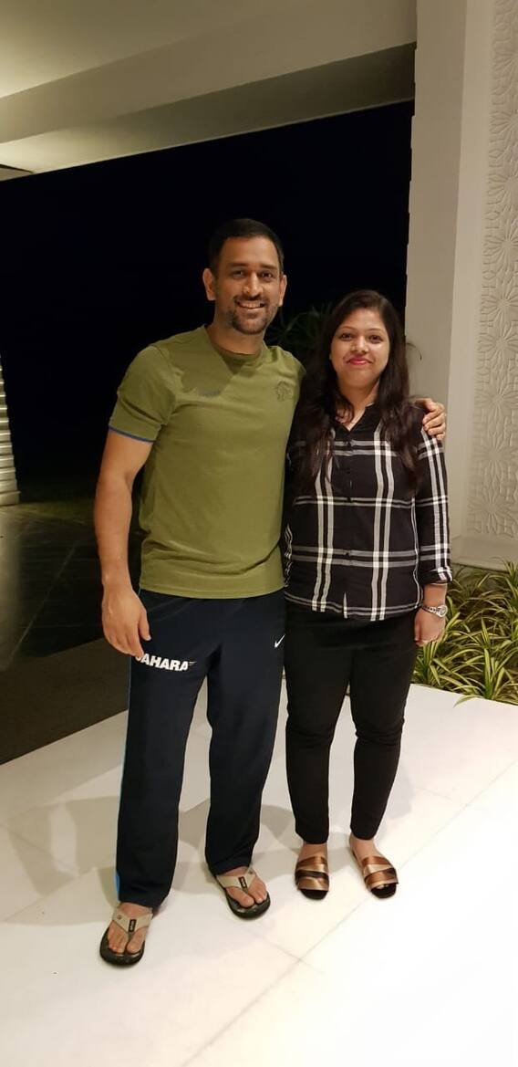 মুম্বইয়ে ধোনি, জানেন কী করছেন ক্যাপ্টেন কুল?