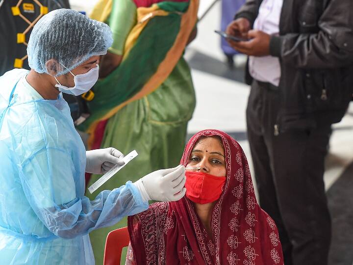 Coronavirus Cases Today: India reports 6,531 new cases and 315 deaths in last 24 hrs Coronavirus Cases Today: देश में पिछले 24 घंटों में कोरोना के 6 हजार 531 नए केस दर्ज, ओमिक्रोन से अब तक 578 लोग संक्रमित