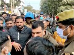Moradabad News: पुलिस पर लगा हिरासत में युवक को मारने का आरोप, परिजनों ने सड़क जाम कर किया प्रदर्शन