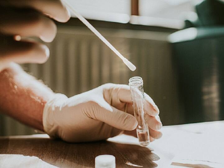US-returned man tests positive for Omicron, BMC says he had taken three doses of vaccine Maharashtra: Fully Vaccinated Man Returns To Mumbai From New York Tests Positive For Omicron