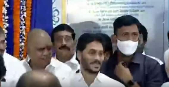 CM JAGAN: ఎన్‌ఏడీ కూడలి పైవంతెన, జీవీఎంసీ స్మార్ట్ సిటీ పార్క్ ను ప్రారంభించిన సీఎం జగన్