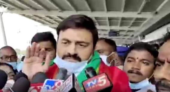 Raghu Rama Krishnam Raju : తిరుపతి సభ తర్వాత మూడు రాజధానుల గురించే మాట్లాడేవారుండరు