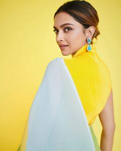 Deepika Padukone Photos: చీరకట్టులో అందాల జాబిలి... దీపికా క్యూట్ పిక్స్
