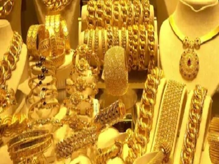 Gold Price Drop: தங்கம் வாங்குபவர்களுக்கு ஒரு நல்ல செய்தி... 5,000-க்கும் கீழ் குறைந்த தங்கம் விலை