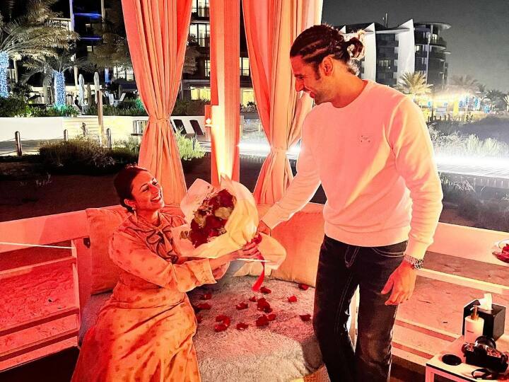 When Divyanka Tripathi's Birthday Dinner Turned Into A Dream Date, Courtesy Vivek Dahiya. Watch Video When Divyanka Tripathi's Birthday Dinner Turned Into A Dream Date, Courtesy Vivek Dahiya