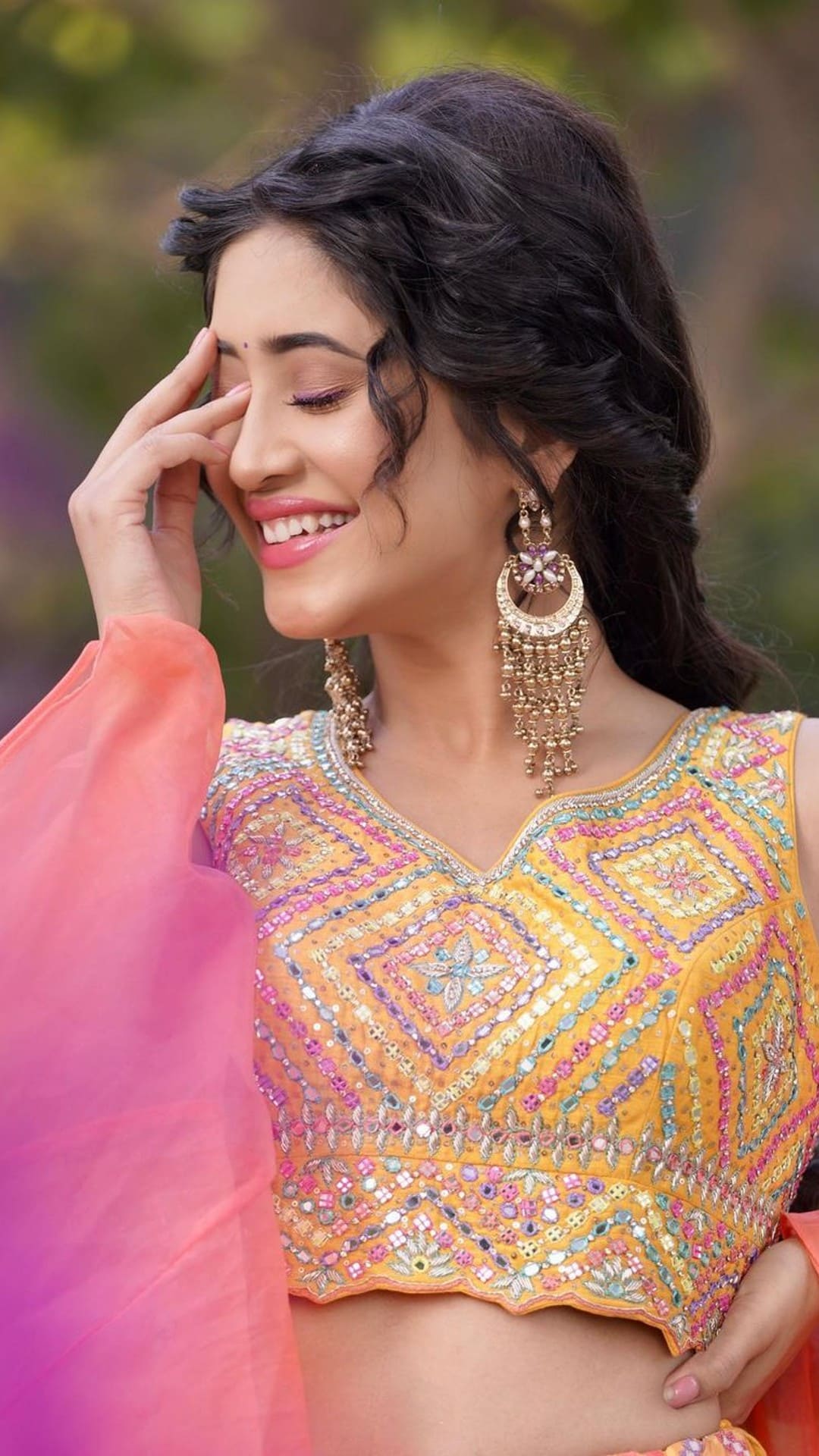 Yeh Rishta Kya Kehlata Hai's Shivangi Joshi's ethnic wear collection for  Lohri 2023 | Zoom TV