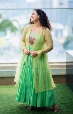 Nithya Menon Pics: பச்சை நிறமே பச்சை நிறமே... நித்யா மேனனின் லேட்டஸ்ட் பிக்ஸ் !