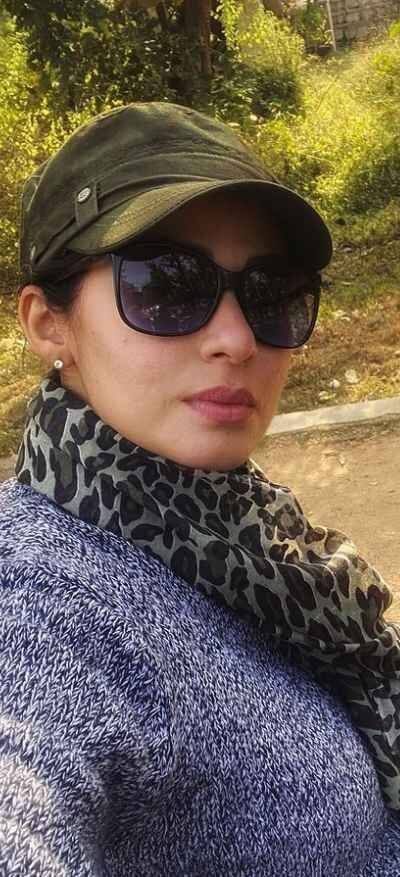 காட்டுக்குயிலு மனசுக்குள்ள