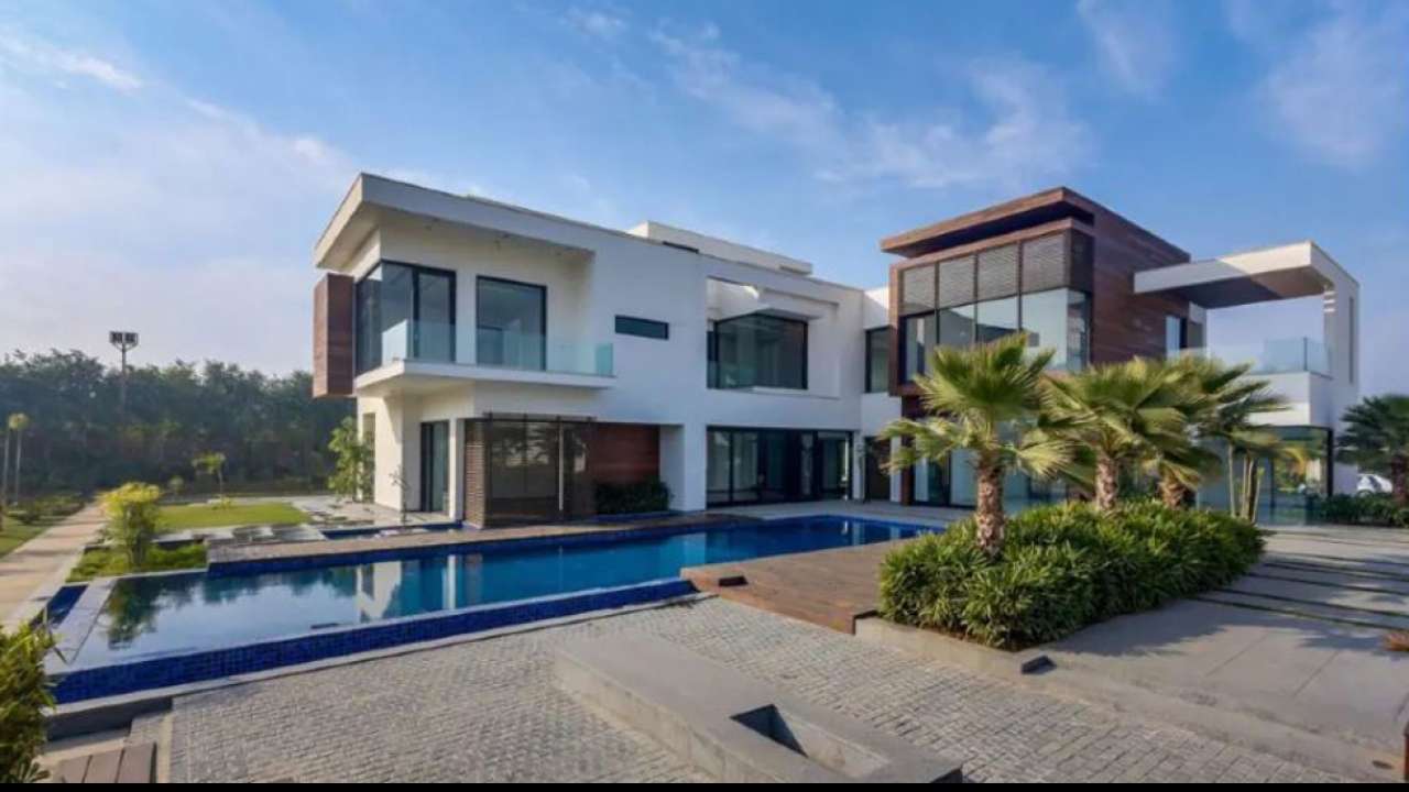 Mahendra Singh Dhoni Lives In A Luxurious Farmhouse In ...