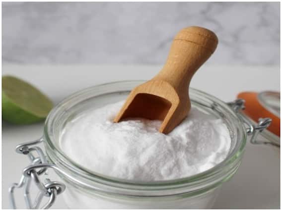 Health Tips: Glowing Skin पाने में Baking Soda करता है मदद, इस तरह करें इस्तेमाल Health Tips: Glowing Skin पाने में Baking Soda करता है मदद, इस तरह करें इस्तेमाल