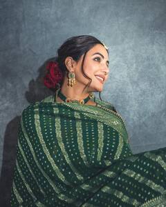 Hina Khan:हिना खानच्या नवीन फोटोशूटवर नेटकरी घायाळ