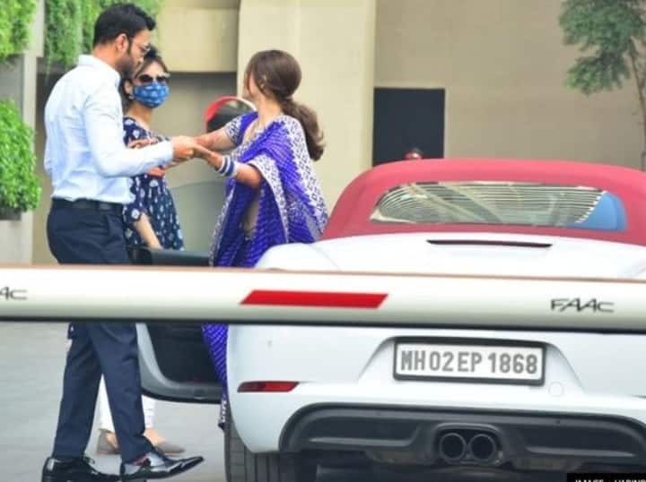 Ankita Lokhande Car: शादी के बाद 1.2 करोड़ रुपये की कार में विक्की जैन के साथ ससुराल पहुंची नई नवेली दुल्हन अंकिता लोखंडे
