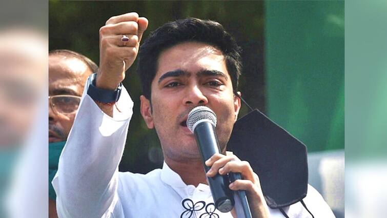 Kolkata Municipal Election Result 2021 : Abhishek Banerjee tweets after seeing party's possibility of huge win KMC Poll Result 2021 : 
